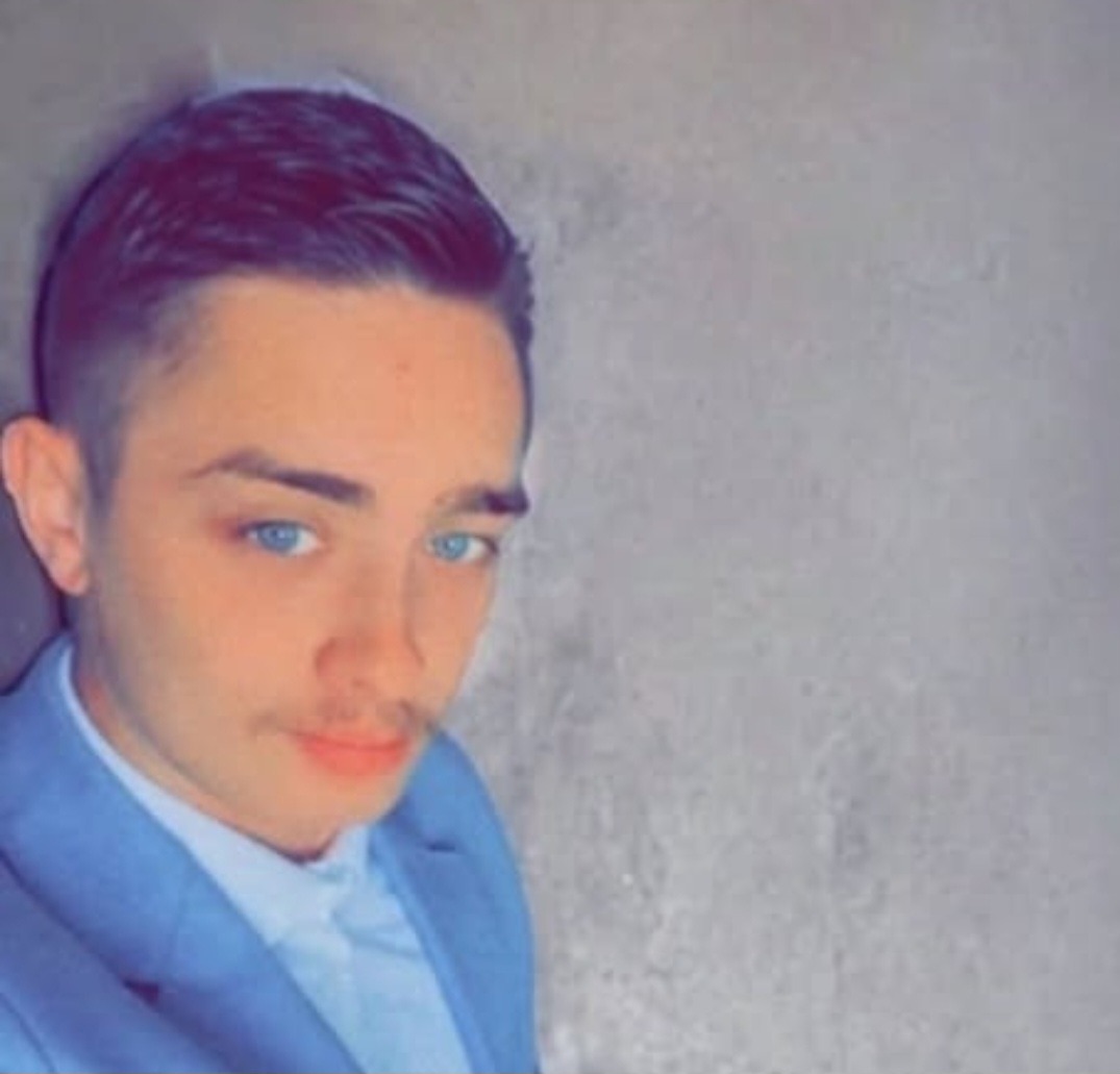 Iwann, 24 ans, Réalmont